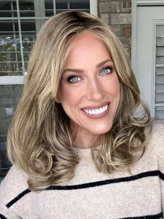 Wig with side - swept bangs for a sophisticated style Angie | Remy Human Hair Lace Front Wig (Hand-Tied)