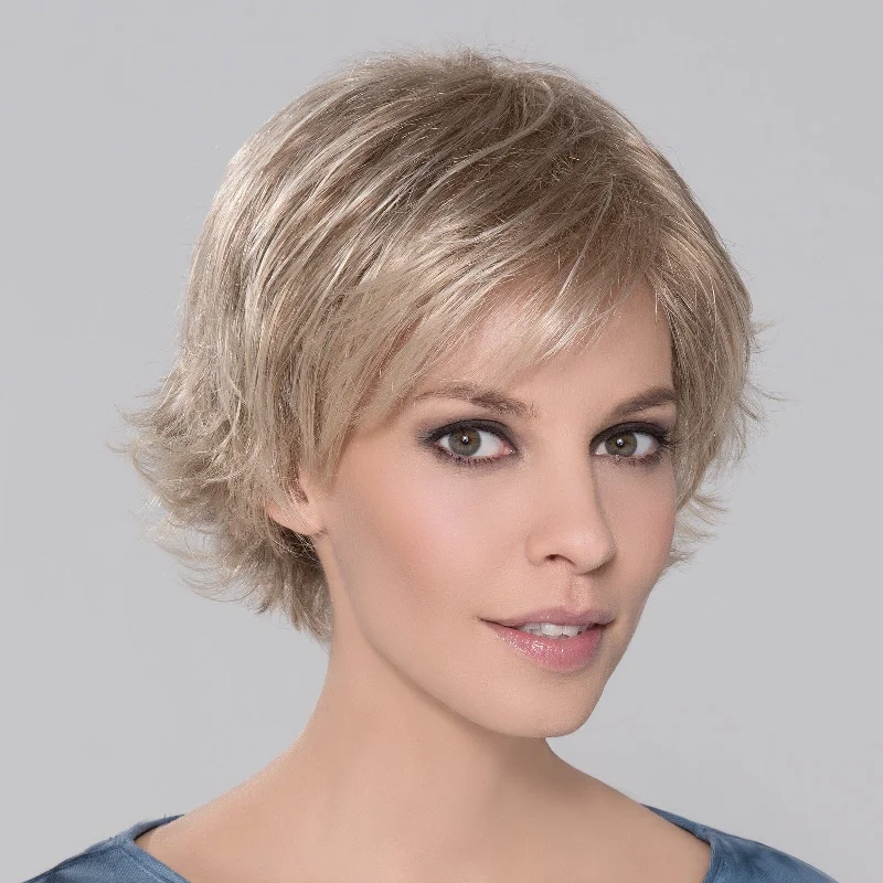 Synthetic wig with bangs in a straight style Date Synthetic Wig by Ellen Wille