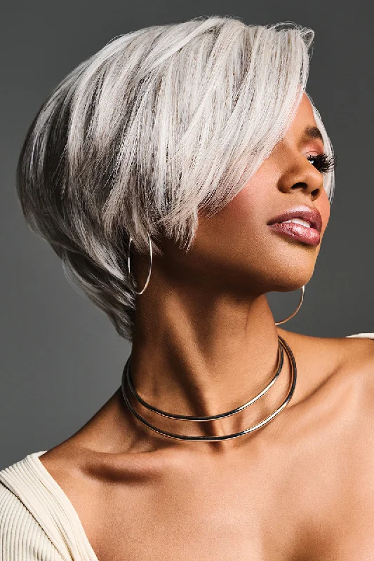 Synthetic wig with bangs in a straight style Kim Kimble Wigs - Jayla