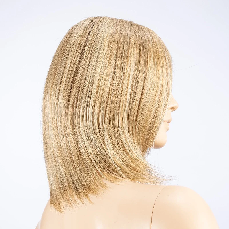 Sandy Blonde Rooted
