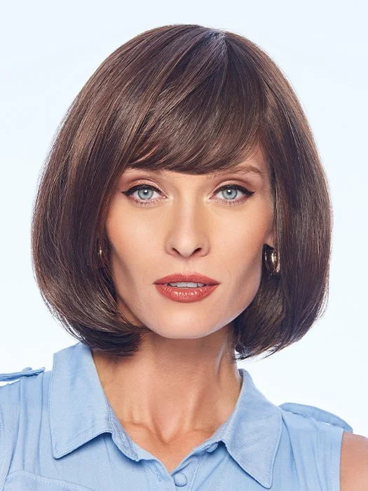 Short wig with a blunt bob cut for a modern and sleek style Luck | Synthetic Wig (Basic Cap) Short wig with a blunt bob cut for a modern and sleek style Luck | Synthetic Wig (Basic Cap)