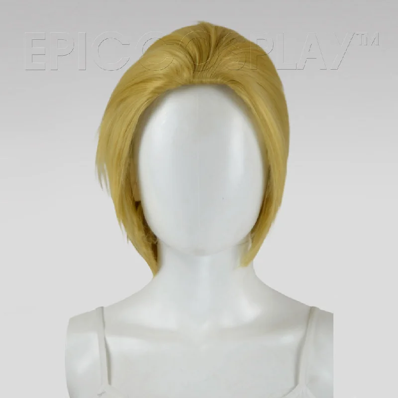 Short wig with a wavy texture for a beachy and relaxed look Atlas - Caramel Blonde Wig